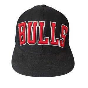 NBA Chicago Bulls Logo Snapback Hat Adidas Flat Bill NEW Jordan Black/Red